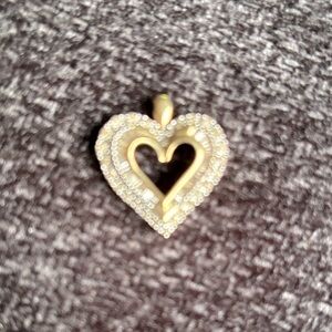 10 Kt Yellow Gold  Diamond Heart Pendant